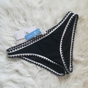 Cupshe Black & White Crochet Bikini